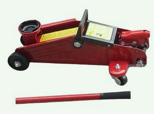 臥式千斤頂的手柄長度和哪些因素有關